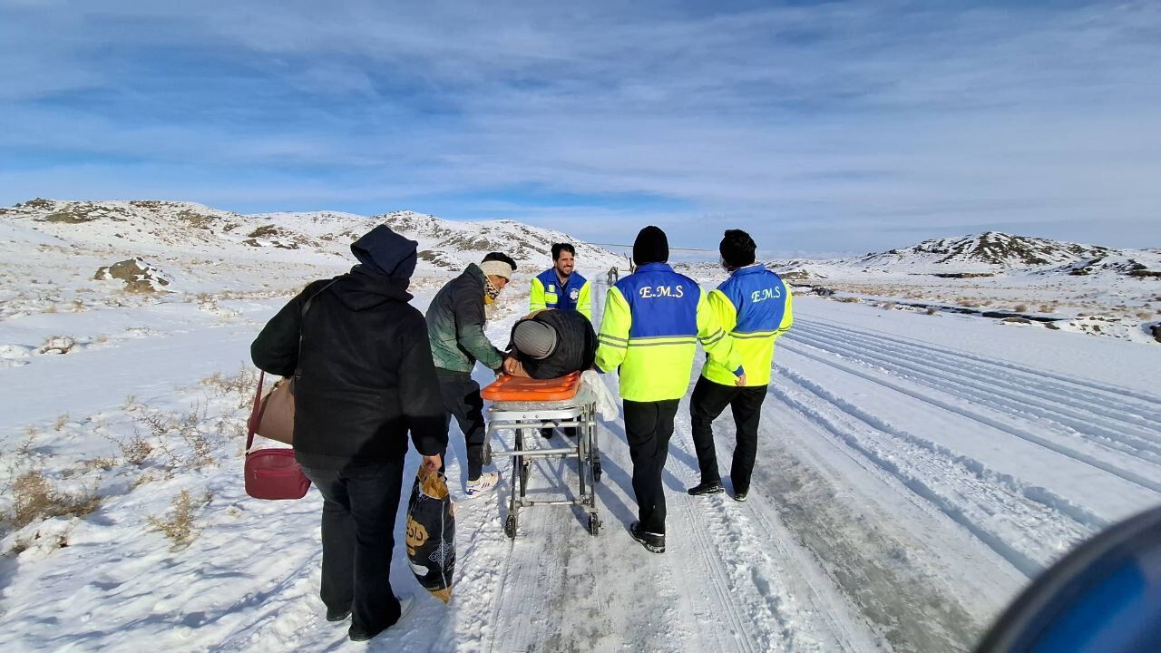 اورژانس مشهد ۲۸۰۰ ماموریت را در روزهای برفی انجام داد