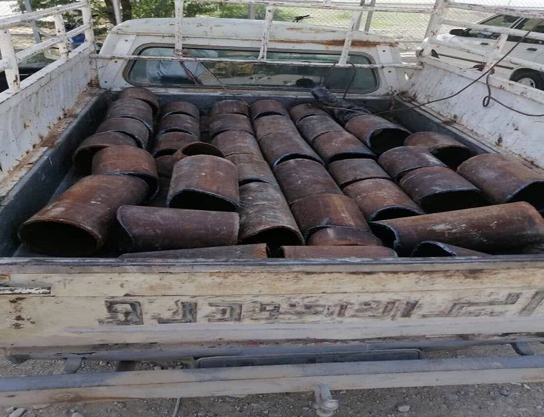 سارقان خطوط لوله نفت در گچساران دستگیر شدند سارقان خطوط لوله نفت در گچساران دستگیر شدند