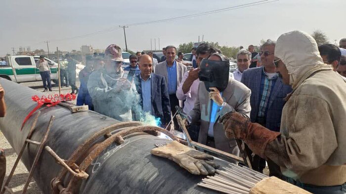 عملیات اجرایی بزرگترین طرح آبرسانی مجتمع روستایی هرمزگان آغاز شد 