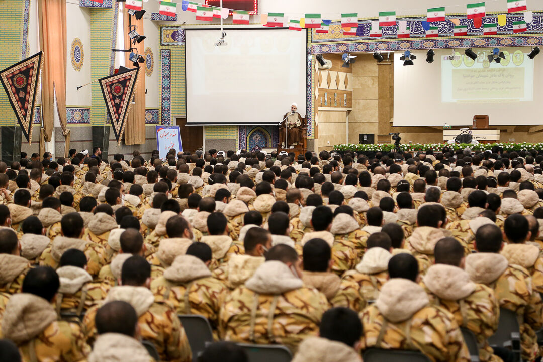 مراسم یادبود مادر گرانقدر شهیدان جوادنیا در قزوین برگزار شد