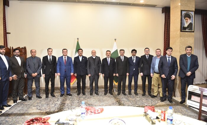 تاکید بر همگرایی و ریشههای مشترک در گردهمایی آیین کهنه «یلدا» در پاکستان