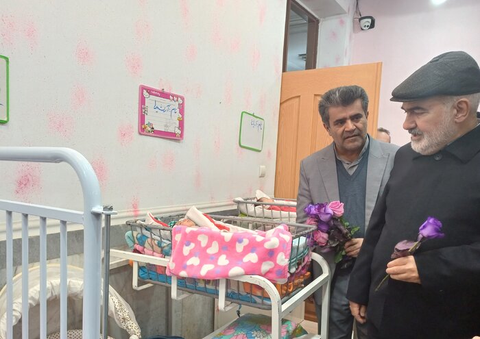 شب یلدایی استاندار خوزستان با کودکان فتحالمبین در اهواز