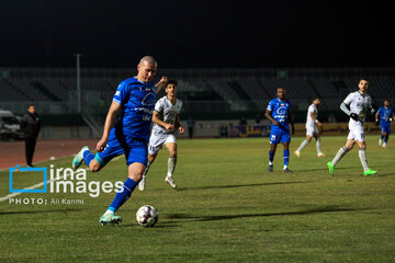 Esteghlal, Aluminium Arak draw 1-1 at Iran Pro League