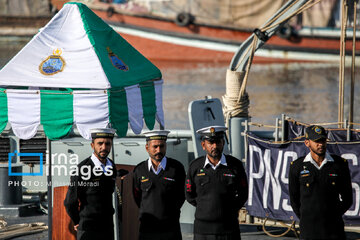 Pakistani flotilla docks in southern Iranian port city of Bandar Abbas