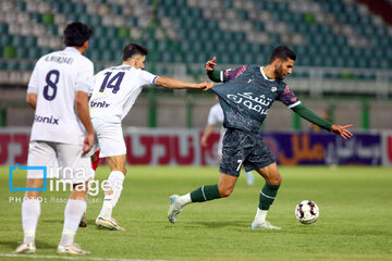 Iran's Pro-League: Zob Ahan vs. Malavan
