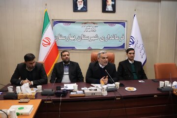 فرماندار بهارستان: نقش اجتماعی نخبگان احیا می‌شود