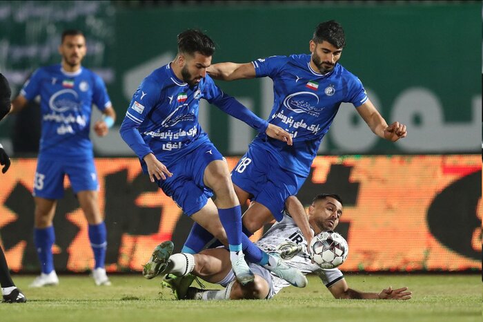 بیانی: «جمعه» بازیکن تاثیرگذاری نیست/ برای تمدید با موسیمانه زود است