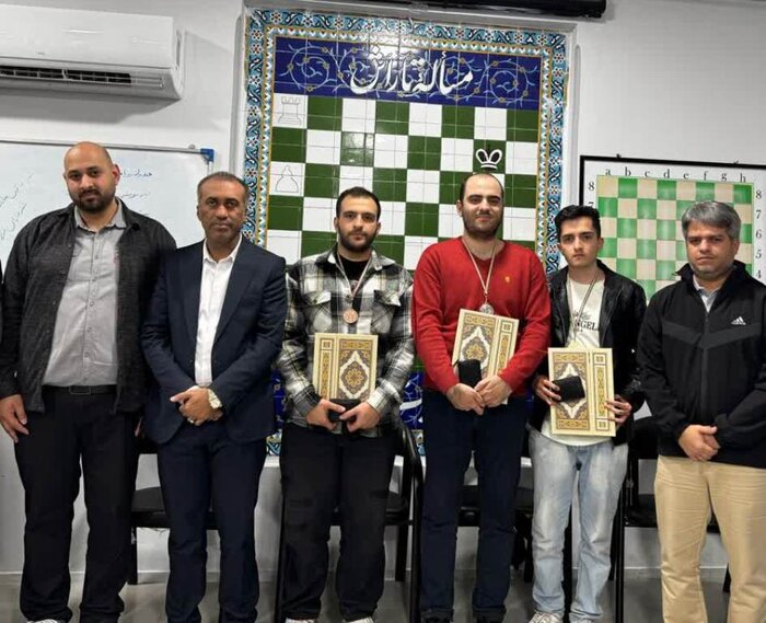 شطرنجباز شیرازی قهرمان مسابقات ریتد استاندارد «جام خلیجفارس» شد شطرنجباز شیرازی قهرمان مسابقات ریتد استاندارد «جام خلیجفارس» شد