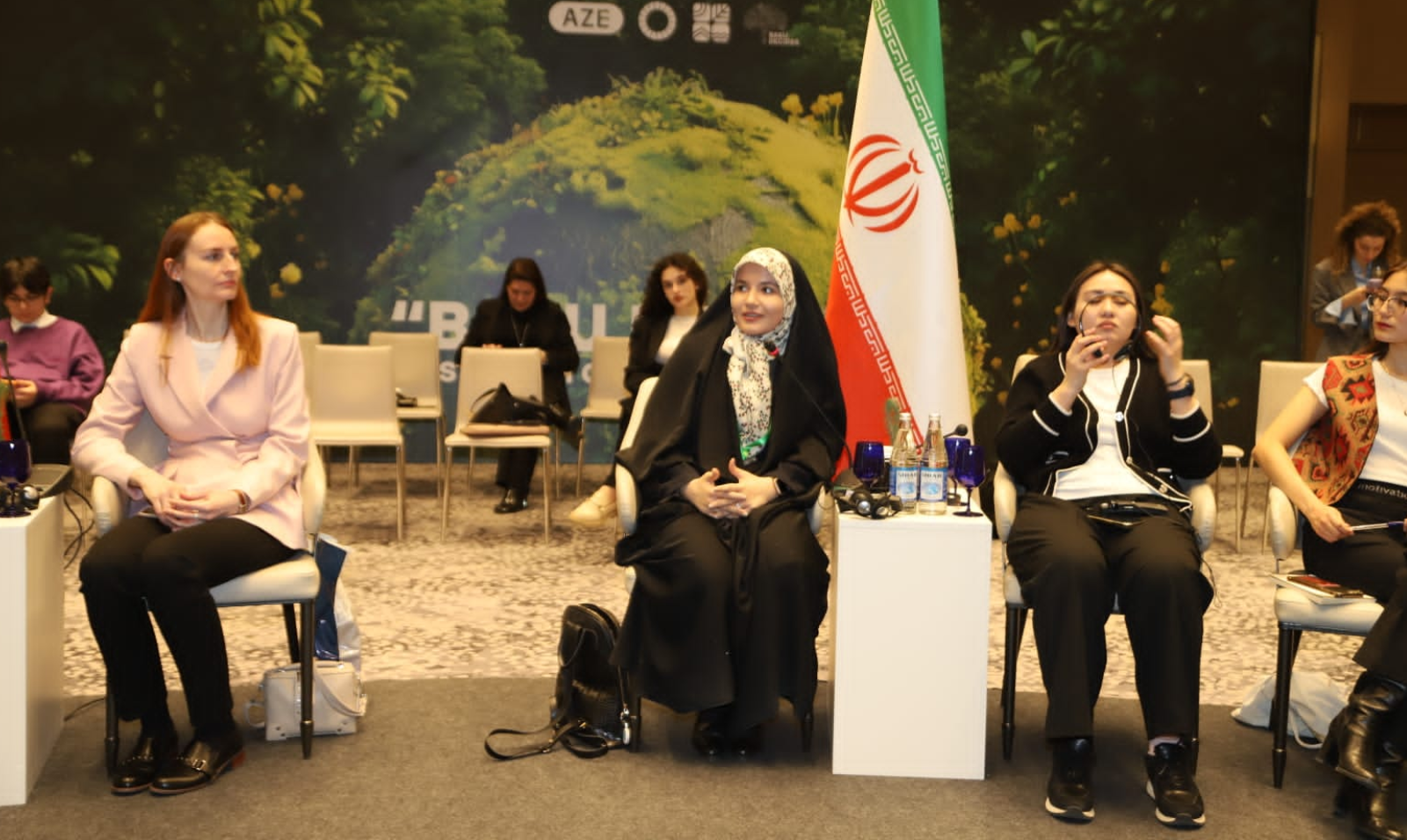 دختری ایرانی، درخشان در آسمان و زمین