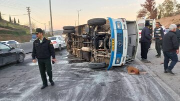 واژگونی مینی بوس در مازندران ۲۱ مصدوم برجا گذاشت