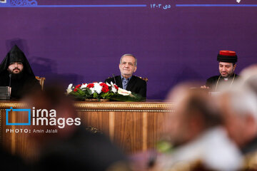 President Pezeshkian's meeting with group of Christians in Tehran