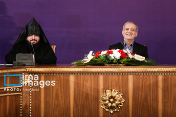 President Pezeshkian's meeting with group of Christians in Tehran