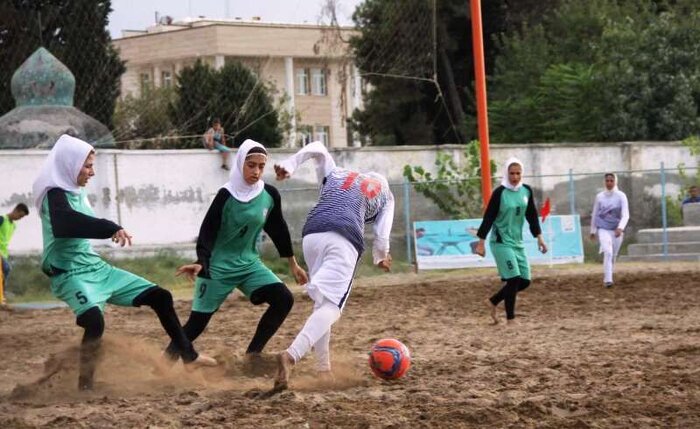 نتایج ضعیف نمایندگان مازندران در لیگ برتر فوتبال ساحلی بانوان کشور