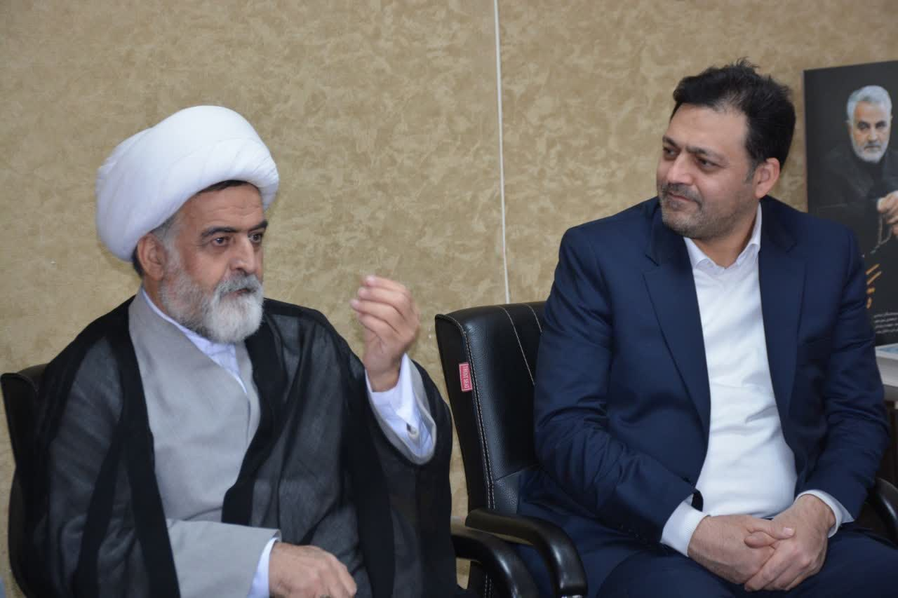 بررسی راهکارهای تقویت خدماترسانی به خانواده شهدا و ایثارگران در شمیرانات