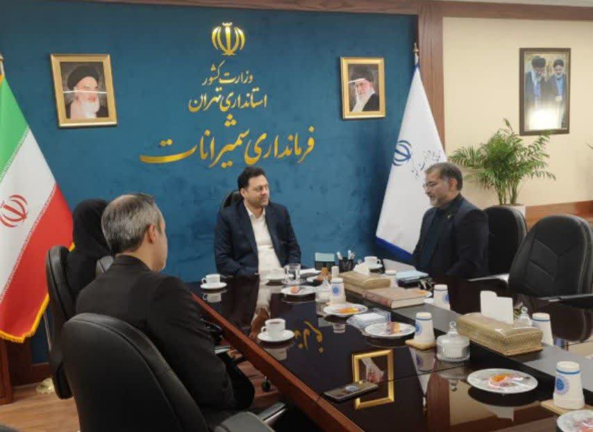 بررسی راهکارهای تقویت خدماترسانی به خانواده شهدا و ایثارگران در شمیرانات