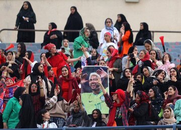 فیلم| تاج: اراده فدراسیون فوتبال و دولت حضور بانوان در ورزشگاه وطنی است