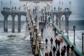 هشدار طوفان‌های شدید همراه با باران و برف برای غرب آمریکا؛ ۹ ایالت آماده باش