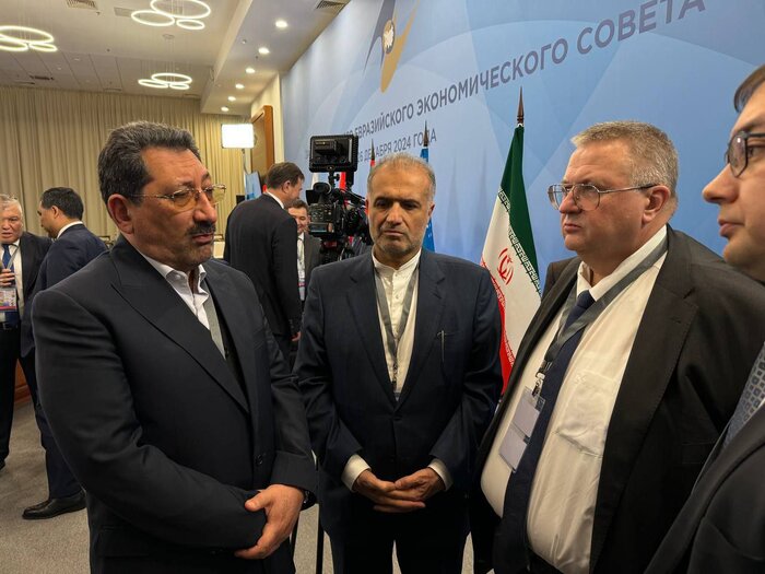 گفتوگوی وزیر صمت با پوتین در حاشیه اجلاس اوراسیا + فیلم