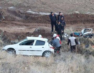 تصادف خودرو ۲۰۶ با تریلی در جاده زنجان- بیجار یک کشته برجا گذاشت