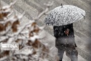 ارتفاع برف در همدان به چهار سانتی‌متر رسید/کاهش دما تا منفی هشت درجه