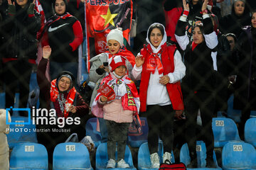 Iran's Pro-League: Persepolis  vs. Kheybar