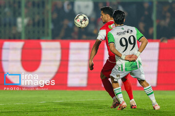 Iran's Pro-League: Persepolis  vs. Kheybar