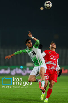 Iran's Pro-League: Persepolis  vs. Kheybar