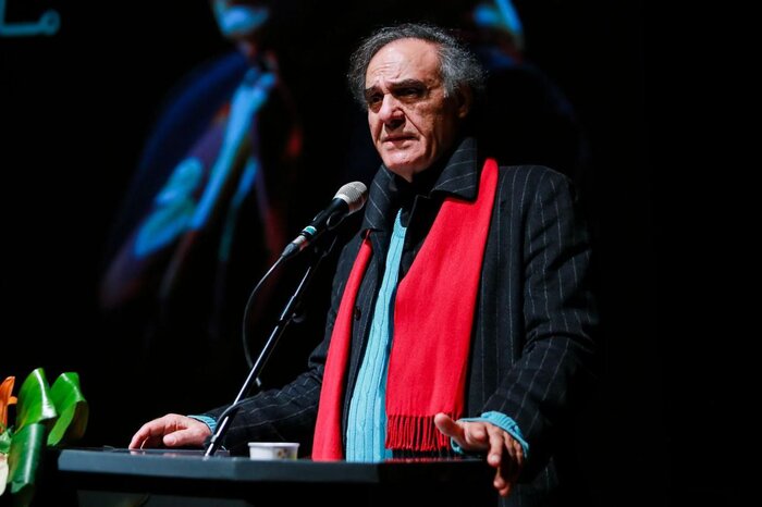 مهرانه مهینترابی: زینلیان استادی پرانگیزه بود/ با لباسهایش صحنه غرق در شور میشد