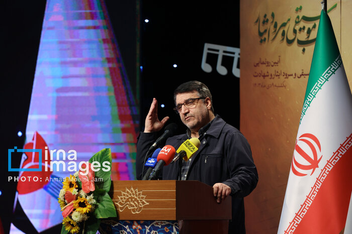 تجلیل از مفاخر موسیقی ایثار/ سلیمانی :انتقال پیام ایثار و شهادت با موسیقی معنادارتر میشود