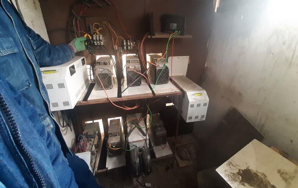 کشف ۳۱۰ دستگاه استخراج رمز ارز غیرمجاز در آذربایجان شرقی کشف ۳۱۰ دستگاه استخراج رمز ارز غیرمجاز در آذربایجان شرقی