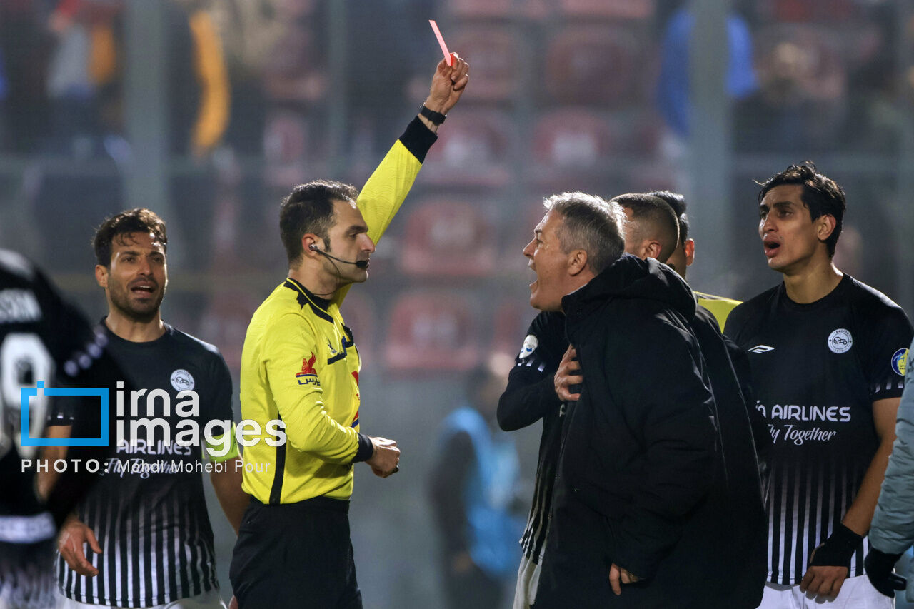 مهمان نوازی سد راه تراکتور در رسیدن به قهرمانی نیم فصل مهمان نوازی سد راه تراکتور در رسیدن به قهرمانی نیم فصل