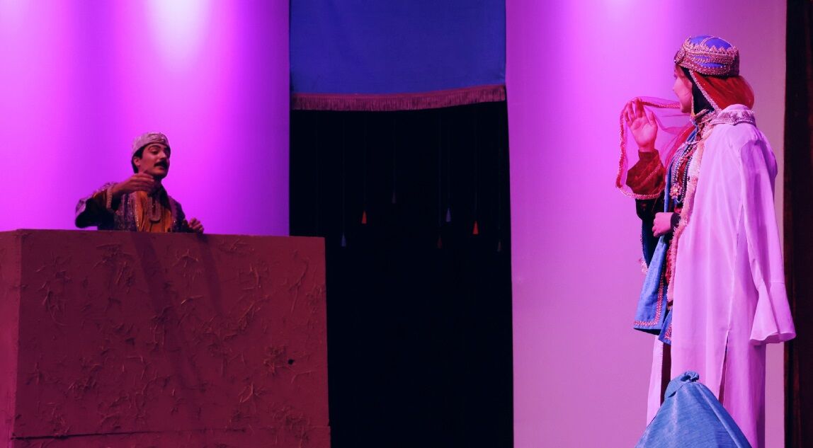 نمایش اصلی و کرم در تبریز به روی صحنه رفت نمایش اصلی و کرم در تبریز به روی صحنه رفت