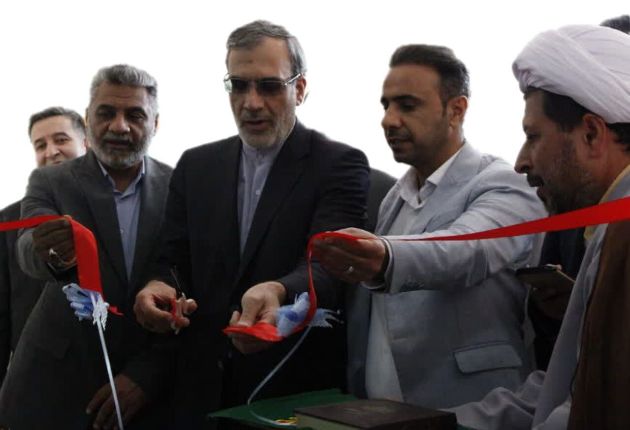 Refurbished IRNA building opens in Hormozgan province