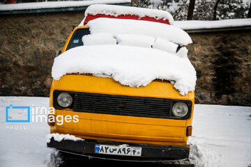 La nieve cubre de blanco Teherán