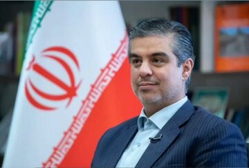 استاندار مرکزی: روابط عمومی‌ها رکن اصلی آگاهی‌بخشی و عامل تقویت وفاق و همبستگی هستند