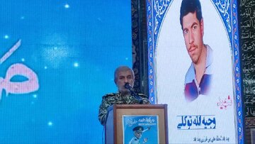 مشاور وزیردفاع: تکیه برتوان داخلی مهمترین خصوصیت شهید ستاری بود