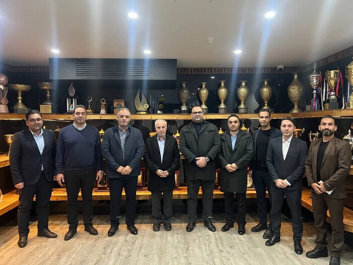 دیدار رئیس فدراسیون وزنه برداری با عضو کمیسیون برنامه و بودجه مجلس