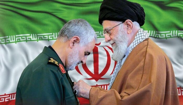 سردار سلیمانی یادمان عدالت‌خواهی و عشق به وطن