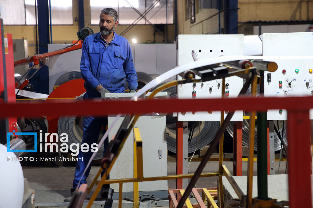 Manufacturing of refrigerators in northeastern Iran