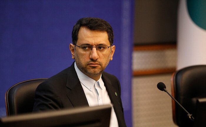 واگذاری «کیش ایر» استخوانی در گلوی جزیره