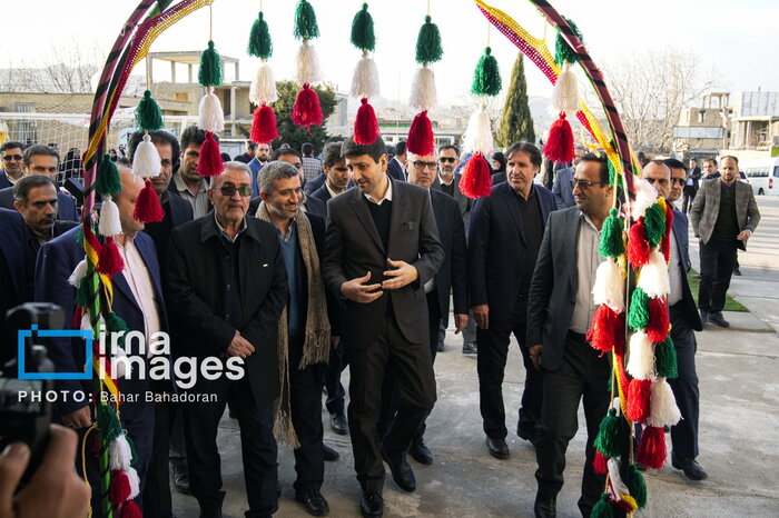 ۴۴ مصوبه سفر وزیر ارتباطات به کهگیلویه وبویراحمد با قوت در حال اجرا است