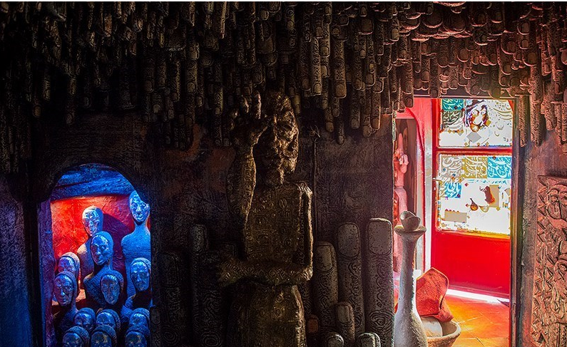 نگاه خبرگزاری فرانسه به «کوچه گالری» هنرمند ایرانی در شیراز