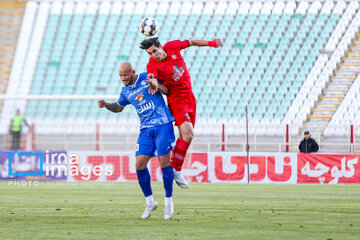 Tractor vs. Esteghlal Khouzestan