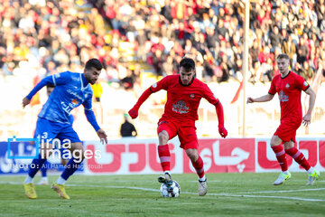 Tractor vs. Esteghlal Khouzestan