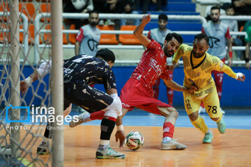 Farsh Ara Mashhad VS. Safir Gofteman Tehran in Iranian Futsal Super League