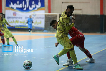 Farsh Ara Mashhad VS. Safir Gofteman Tehran in Iranian Futsal Super League