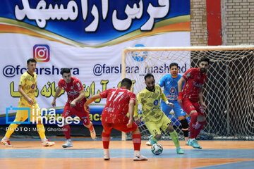 Farsh Ara Mashhad VS. Safir Gofteman Tehran in Iranian Futsal Super League