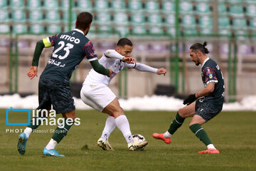 Iran's Pro-League: Zobahan vs. Nassaji Mazandaran