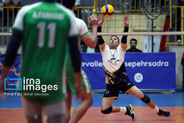 Sepehr Sadra Mashhad beats Pas Gorgan in Iranian Volleyball Super League