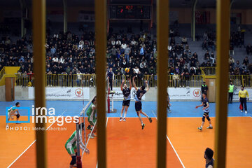 Sepehr Sadra Mashhad beats Pas Gorgan in Iranian Volleyball Super League